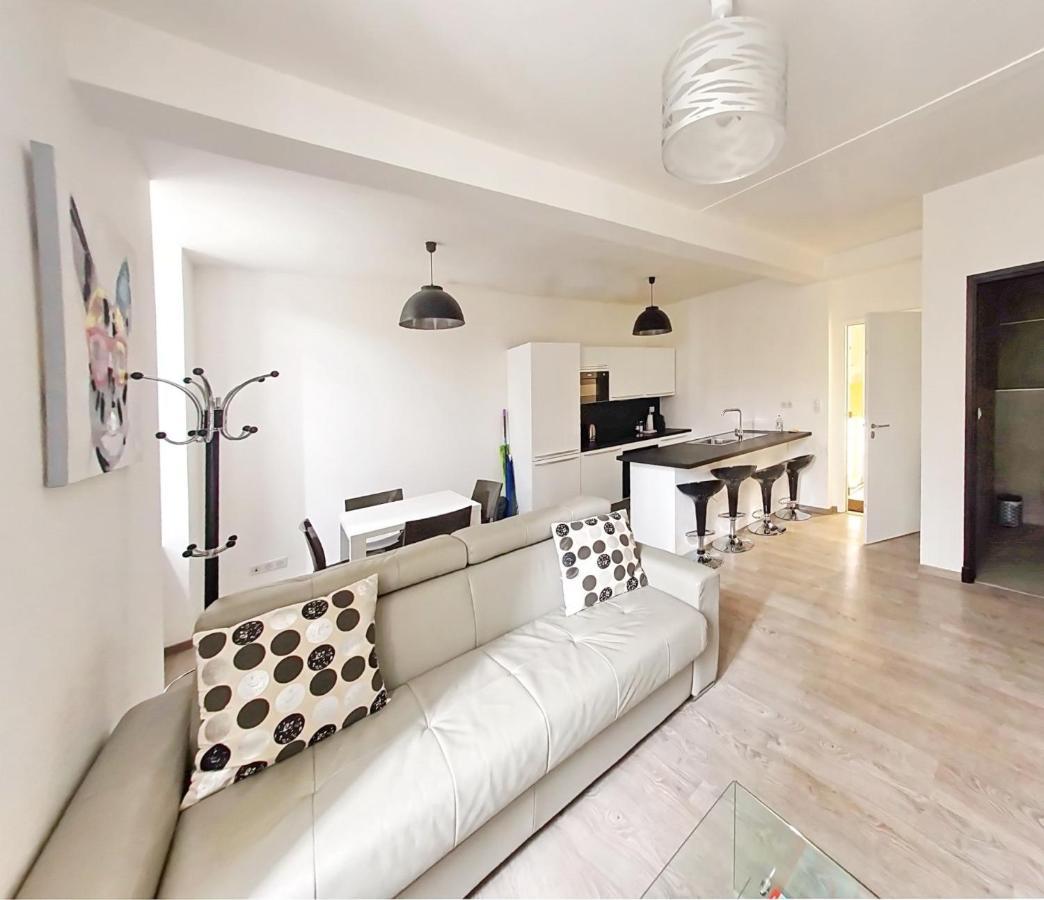 Apartment Brand New 2 Bedroom Gambetta Fully Renovated 2021- 5 Mns Palais By Olam Cannes